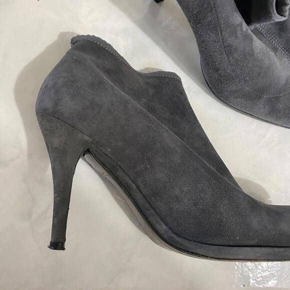 STUART WEITZMAN gray suede heeled booties - Picture 3 of 9